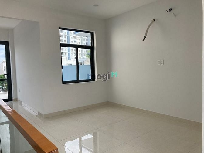 Hình ảnh Cho Thuê Nhà Làm Văn Phòng - KT 5x20 - Phường Tam Phú, Tp. Thủ Đức.