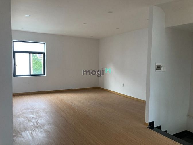 Hình ảnh Cho Thuê Nhà Làm Văn Phòng - KT 5x20 - Phường Tam Phú, Tp. Thủ Đức.