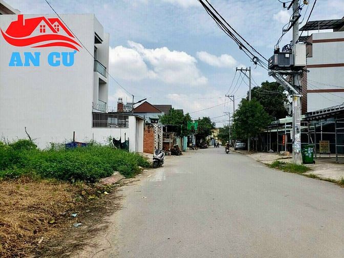 Hình ảnh Đất 100m2 full thổ cư, đường 6m thông thoáng. Giá 61tr/m2 thương lượng