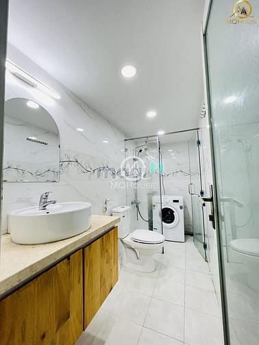 Hình ảnh Cho thuê penhouse khu vực phú nhuận