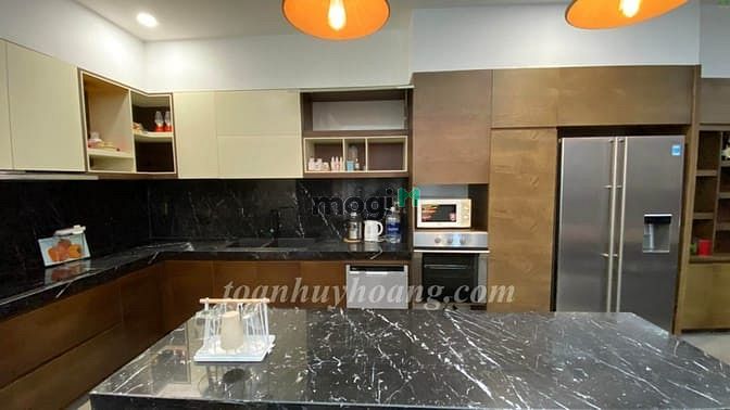 Hình ảnh Cho thuê nhà đẹp gần biển Phạm Văn Đồng