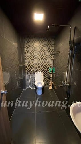 Hình ảnh Cho thuê nhà đẹp gần biển Phạm Văn Đồng