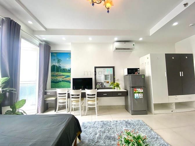 Hình ảnh CH Ban Công Thoáng Mát, Sang Trọng - Đối Diện NTĐ Phú Thọ Q10