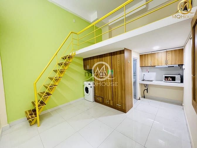 Hình ảnh Duplex xịn xò có máy giặt riêng.