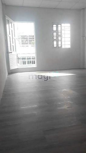 Hình ảnh Cho thuê nhà Nguyên căn hẻm 3.5m đường Bông Sao P5.Q8