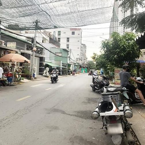 Hình ảnh Bán Gấp Nhà Cấp 4 MT Lê Thị Chợ, P.Phú Thuận, Quận 7
