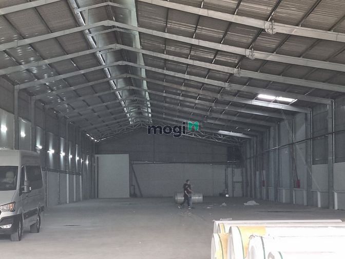 Hình ảnh Cho thuê kho xưởng vị trí đẹp mặt tiền QL1A, Quận 12