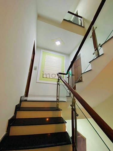 Hình ảnh 55m2 - ngang 5m - 4 tầng - TP Thủ Đức giáp Bình Thạnh - giá chỉ 5,X ty