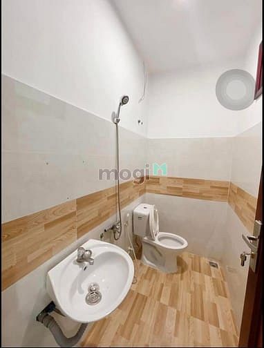 Hình ảnh Bán nhà riêng đường Lê Trọng Tấn, quận Bình Tân