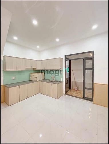 Hình ảnh Bán nhà riêng đường Lê Trọng Tấn, quận Bình Tân