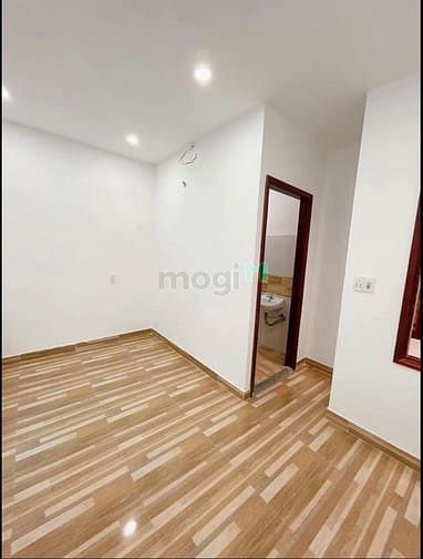 Hình ảnh Bán nhà riêng đường Lê Trọng Tấn, quận Bình Tân