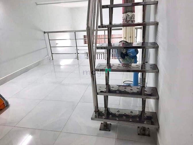 Hình ảnh Bán Đất Tặng Nhà Đẹp Quang Trung 33.5m2, 3 Tầng-Sổ Sạch, Đẹp-2TỶ5 TL