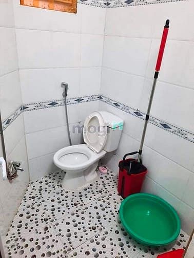 Hình ảnh Bán Đất Tặng Nhà Đẹp Quang Trung 33.5m2, 3 Tầng-Sổ Sạch, Đẹp-2TỶ5 TL