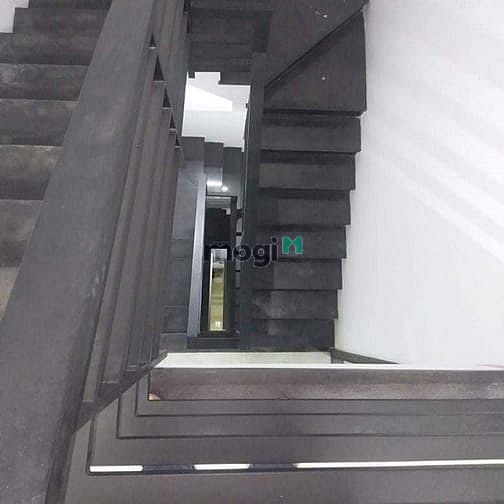 Hình ảnh Nhà BTCT 5 tầng hẻm xe hơi Bình Long, gần siêu thị AEON Tân Phú