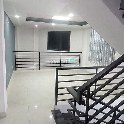 Hình ảnh Nhà BTCT 5 tầng hẻm xe hơi Bình Long, gần siêu thị AEON Tân Phú