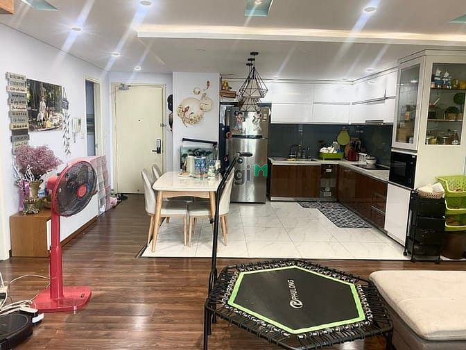 Hình ảnh Căn Hộ Botanic – vị trí đắc địa Bình Thạnh và Phú Nhuận – view hồ bơi