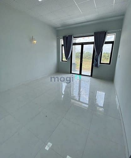 Hình ảnh Bình Tân, ô tô đỗ cửa, ngõ thông, 60m2, 2 tỷ 650tr