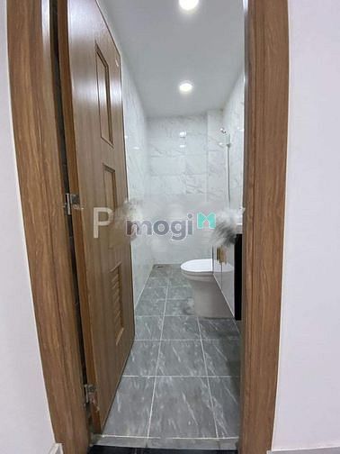 Hình ảnh Bán nhà riêng HXH quận Tân Phú