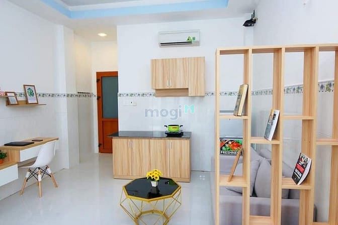 Hình ảnh Studio quận 10 ban công đầy đủ nội thất, máy giặt riêng
