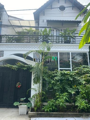 Hình ảnh Cho thuê Biệt thự sân vườn Hiện đại 210m2 Thảo điền Thảo điền Quận 2