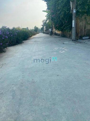 Hình ảnh Gia chủ cần tiền bán lô đất 97m2 nở hậu
