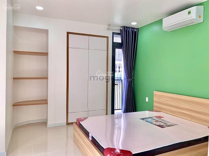 Hình ảnh Căn Hộ Cao Cấp khu Sân Bay. Ban công view thoáng. Free dọn phòng