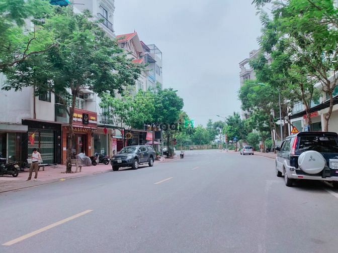 Hình ảnh Bán gấp đất mặt phố lâm hạ long biên 200m2 mt 9m lô góc chỉ 29 tỷ