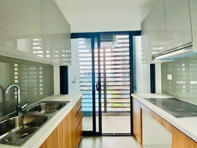 Hình ảnh Bán lỗ căn góc 2PN 2WC 7-m2 giá 3,650 tỷ bao ra sổ
