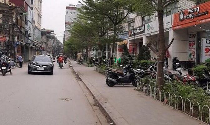 Hình ảnh Bán đất phân lô cực đẹp phố Triều Khúc, 40M2, MT 3.8M, giá 3.3 tỷ
