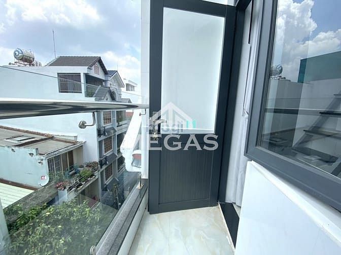 Hình ảnh Phòng có gác, ban công ánh sáng tự nhiên