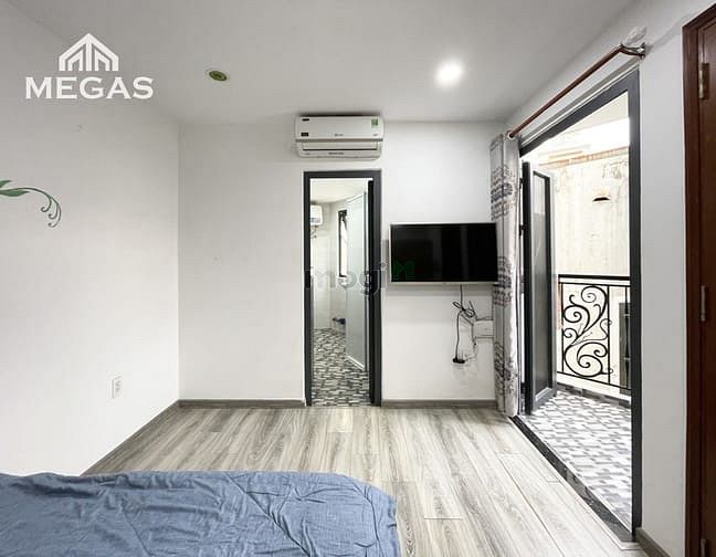 Hình ảnh Cho Thuê Căn Hộ 1 PN Mới Đường Bạch Đằng 30m2 Gần Sân Bay