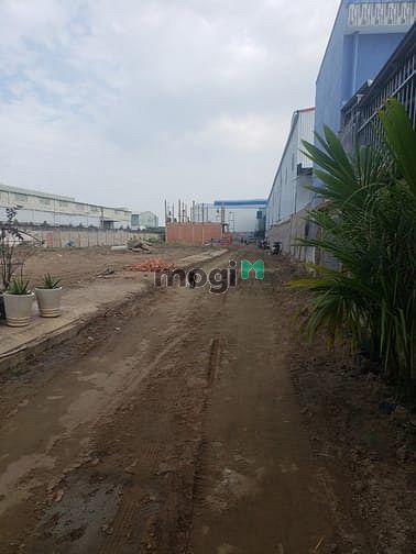 Hình ảnh Cần bán đất gần chợ đường 16 m giá 999tr Cần Đước Long An