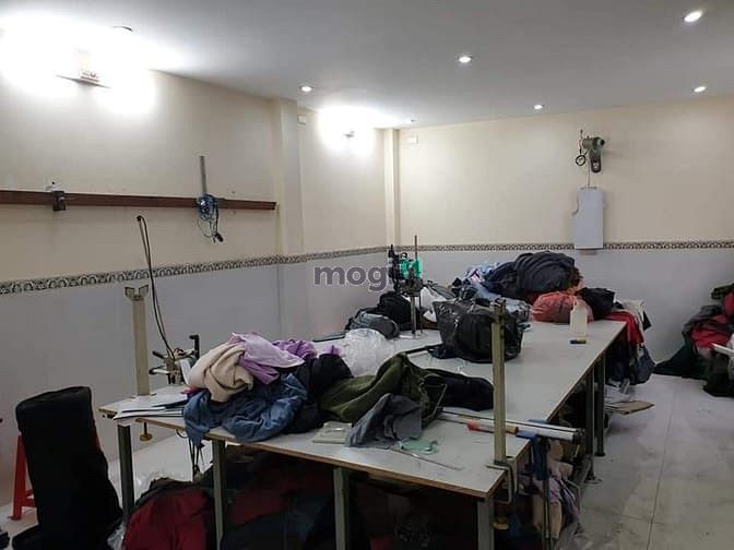 Hình ảnh Không mua thì phí lắm, Tân Bình giáp quận 10, 5 tầng BTCT có thang máy