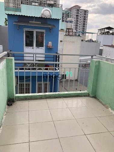 Hình ảnh Bán nhà 4 tầng Bến Vân Đồn P2 Q4
