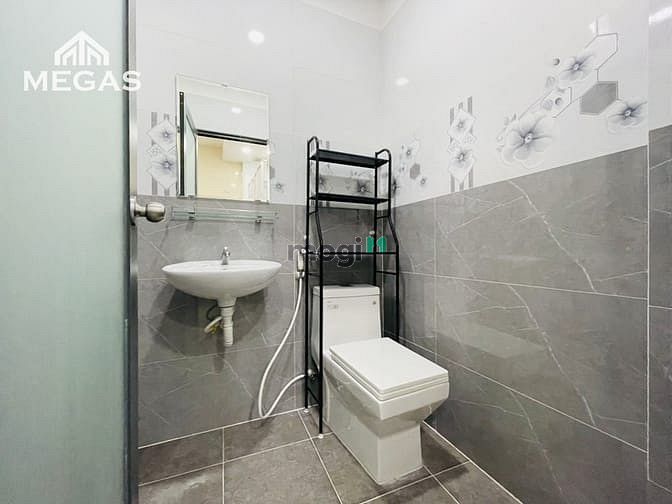 Hình ảnh Căn Hộ Ngay Lãnh Binh Thăng- sát bên Đường Hoà Bình - Luỹ bán Bích