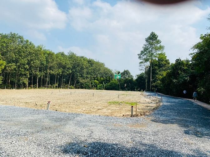 Hình ảnh Đất thổ cư xã An Nhơn Tây 141m2 full thổ, lô góc nở hậu cực đẹp.