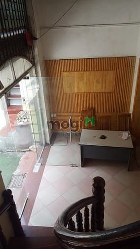 Hình ảnh Cho thuê nhà làm văn phòng nội thất mới