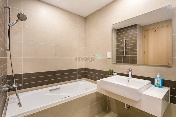 Hình ảnh Cho thuê Trang Chủ MB66.COM / Đăng Ký Tặng 66K 3pn River Gate 110m2 full nội thất, view pháo hoa