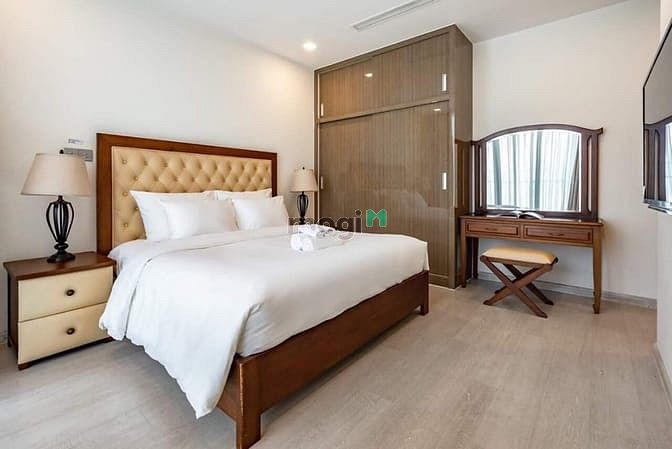 Hình ảnh Cho thuê căn 3PN 2WC, Vinhomes Bason, 119m2, giá 38tr/th, Full NT