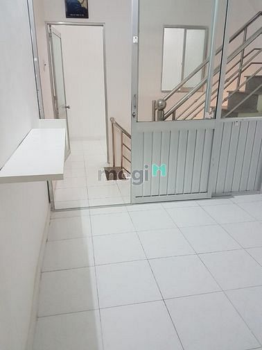 Hình ảnh Nhà cho thuê Q7, 5.5tr, DTSD 96m2, giá 5,5tr