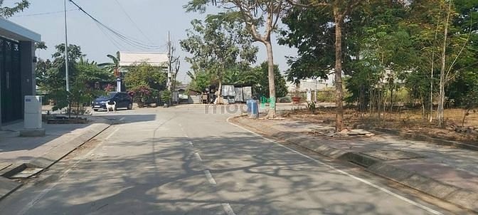 Hình ảnh Bán 105m2 đất thổ cư .ngang 5 đường hoàng hữu nam,P tân phú.Q9