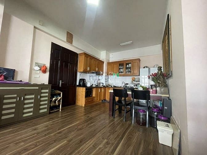 Hình ảnh Bán cc, Ct5b Mễ trì thượng, CĂN GÓC 882M, 2 ngủ sàn gỗ đẹp như ảnh