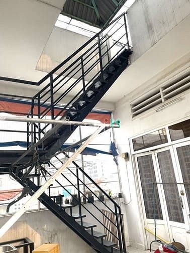 Hình ảnh Mặt tiền 3 lầu KDBB Lý Phục Man, P. Bình Thuận, Quận 7