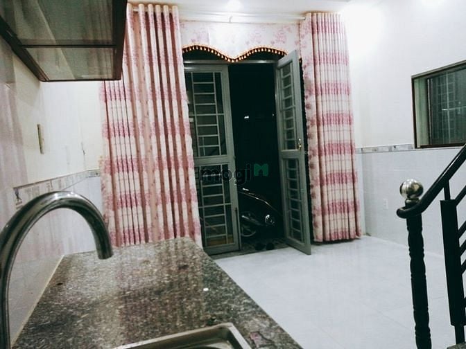 Hình ảnh Cho thuê nhà 1 trệt 2 lầu 2pn, 3wc