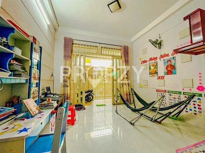 Hình ảnh Bán Nhà HXH 98M2 Gía 3Tỷ7 Đã Có Sổ