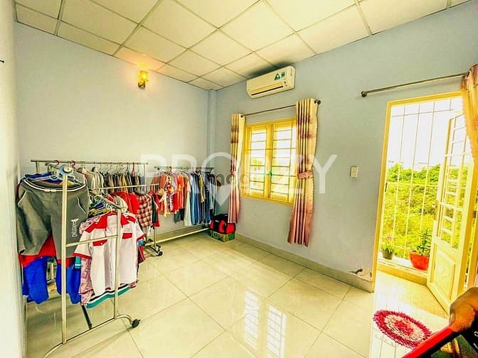 Hình ảnh Bán Nhà HXH 98M2 Gía 3Tỷ7 Đã Có Sổ