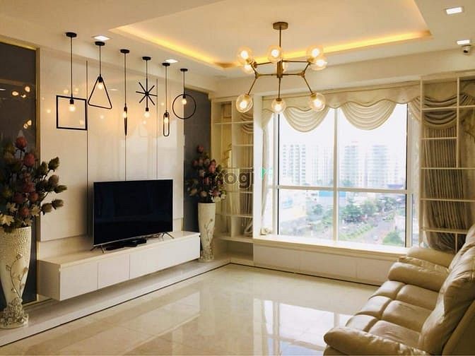 Hình ảnh BÁN LỖ 500 triệu, căn 3PN 126 m2, CĂN GÓC, view HỒ BƠI
