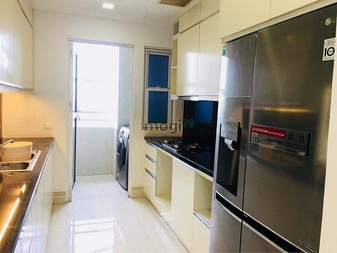 Hình ảnh BÁN LỖ 500 triệu, căn 3PN 126 m2, CĂN GÓC, view HỒ BƠI