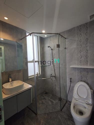 Hình ảnh Bán Gấp CH RICHSTAR NOVALAND 2PN+2WC/65m2- 2.480tỷ - Full Nội Thất