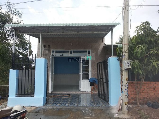 Hình ảnh về quê bán gấp căn nhà cấp 4 100m2(5x20)dân cư đông